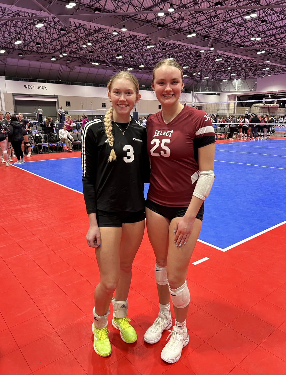 NWBearcatVB's tweet photo. Future Bearcat Alert! Killing it in KC today. @abbybulthuis_ @ElleryLuhring https://t.co/bmDu0bwrR8