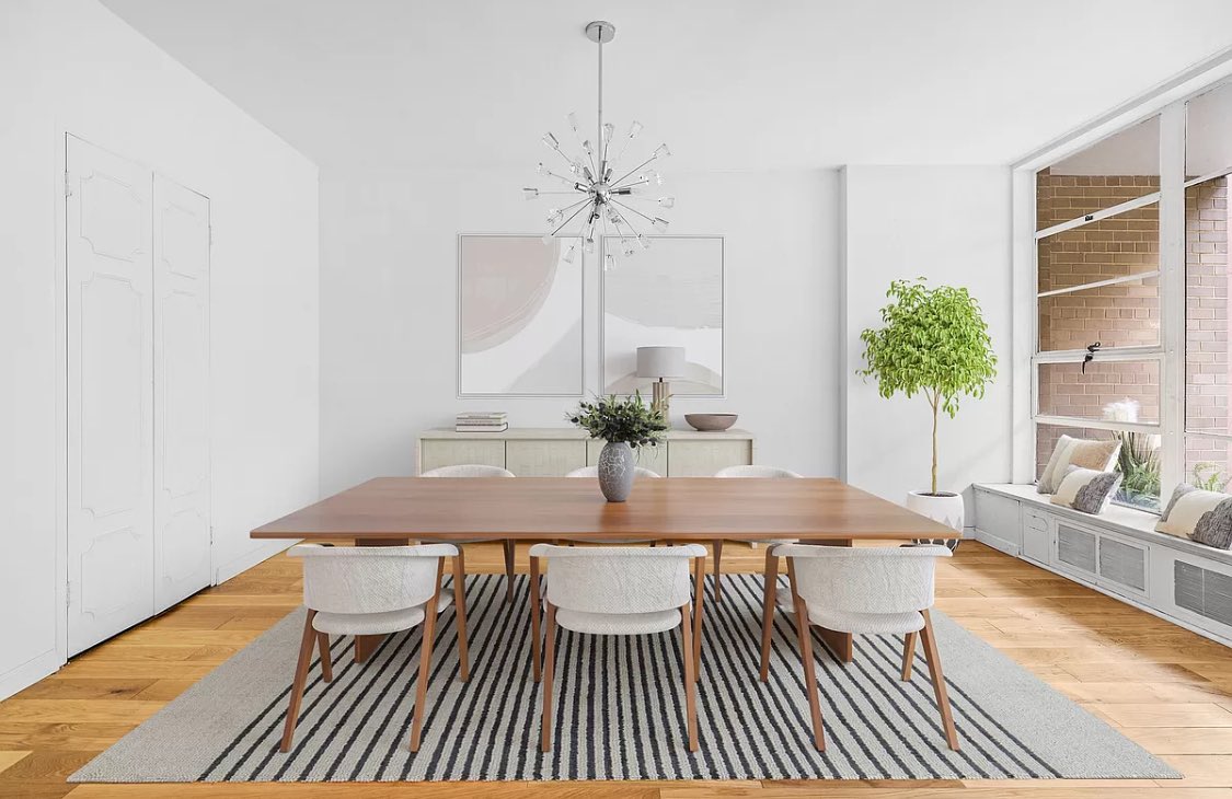 MeierReport's tweet photo. Just unveiled this spacious two-bedroom gem in the vibrant heart of Greenwich Village! 🏡 #NewListing #GreenwichVillageLiving https://t.co/KzWrb1HNE4