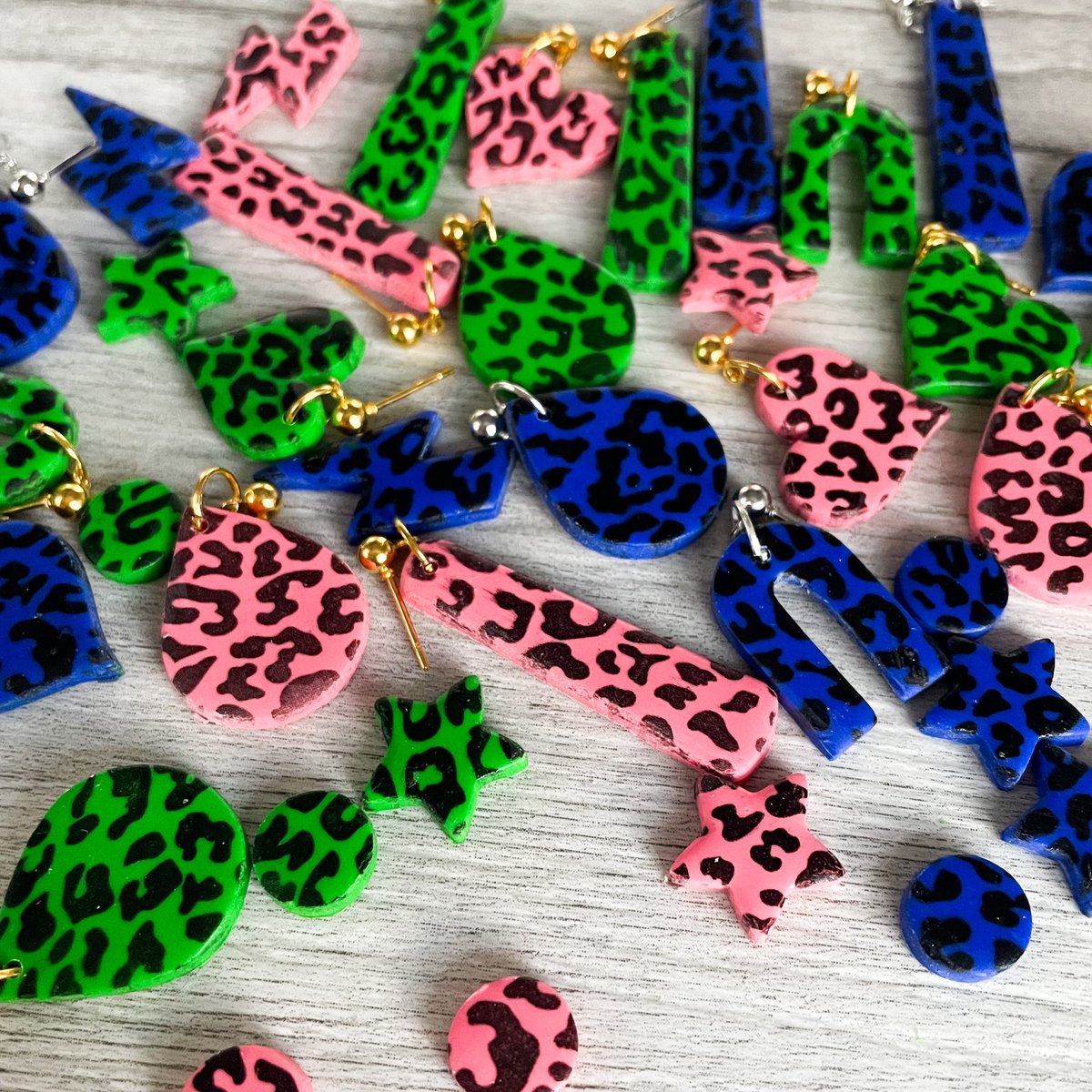 55.5 North Earrings tweet media