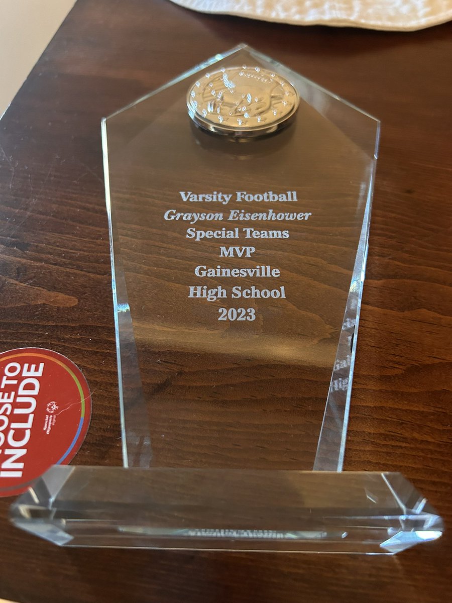 Graysonei13 tweet picture