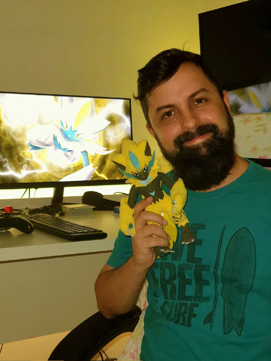 porpatrick's tweet image. Presentinho da @Th4ixxxxx 💙