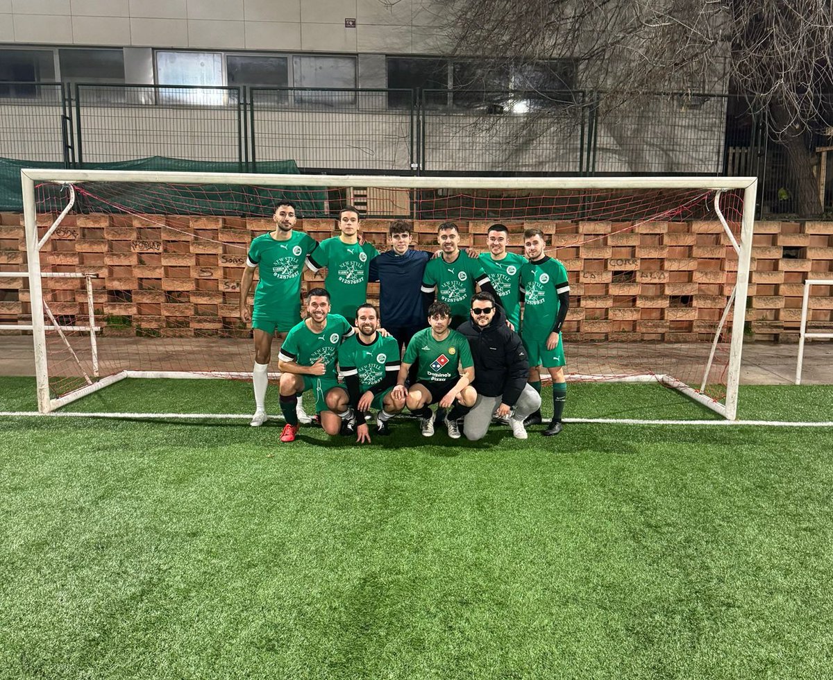 Rucuarmy's tweet photo. Rucuarmy, único equipo que consigue arrebatarle puntos al líder. +3 y orgullo!
SIIIIGAN! ⚡🤝🏻🥬 https://t.co/WFqhf8voJY