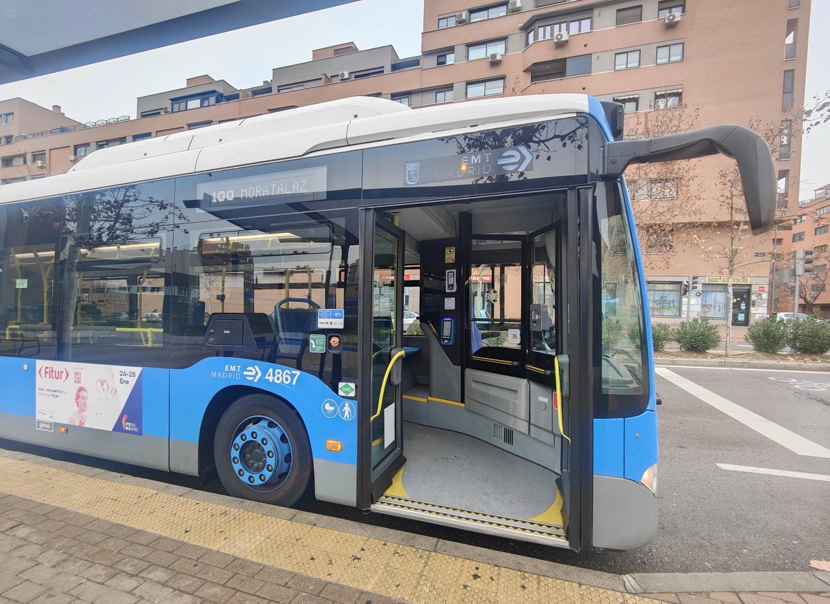 MCMXCII 👨‍💼🚍🌇 tweet media