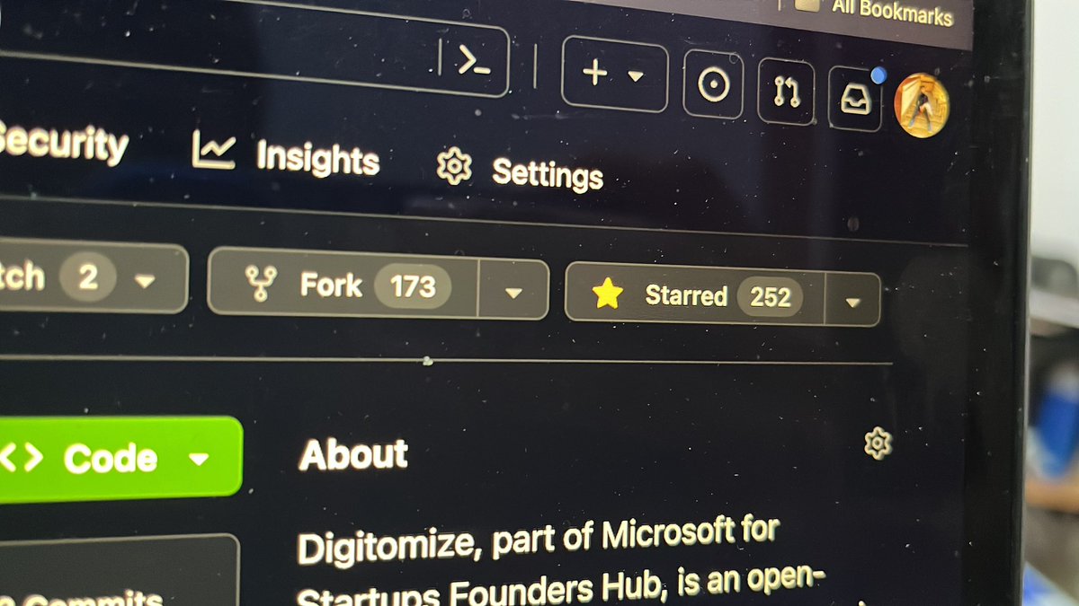pranshgupta54's tweet photo. Yayyy 250 crossed 🤩
#buildinpublic #buildinginpublic #github https://t.co/uhranIre8X