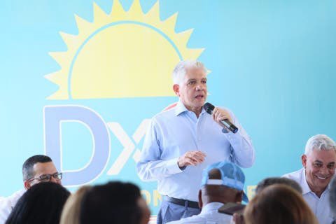 elnuevodiariord's tweet photo. Aseguran partido DxC saldrá fortalecido en elecciones de febrero y será fundamental para la victoria de mayo

https://t.co/BJsJ0IC5z7

#ElNuevoDiarioRD #Politica https://t.co/WLz5xfUL5W