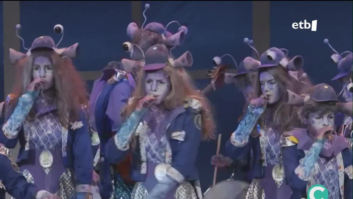 orainberriak's tweet photo. ▶️ TXIRIGOTA BIRALA | Hizkuntza aniztasunaren aldarria Cadiztik, "Las hijas de Neptuno" haurren txirigotaren eskutik 
https://t.co/LTZfgPgdT1 https://t.co/Eu9mINxj88