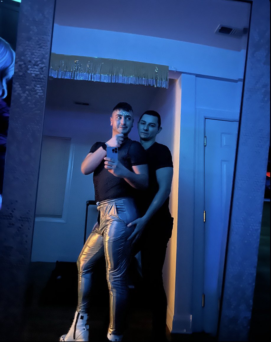 DylanDeCoste94's tweet image. #SIDEPIECE