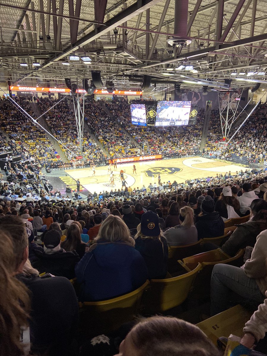 apsarnow's tweet image. #everyonewatcheswomenssports