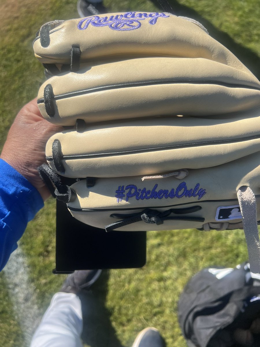 ErikAnthonyJohn's tweet photo. Here is a new one for you. @GavinHaus #letsgo #pitchers https://t.co/OLXkthnSvX