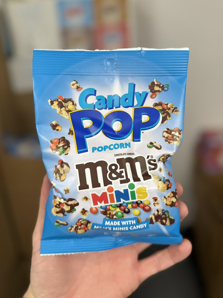 sweetplanet_pl's tweet photo. Nie udało się wygrać auta u Buddy? 😢 Na osłodę polecamy Kinder Creamy, popcorn m&amp;m’s albo czekoladę Hershey’s Popping Candy z naszego sklepu! 🥲 U nas macie 100% pewności, że po zakupie trafi to w Wasze ręce ✌🏼 #budda https://t.co/mbeisFNgzr