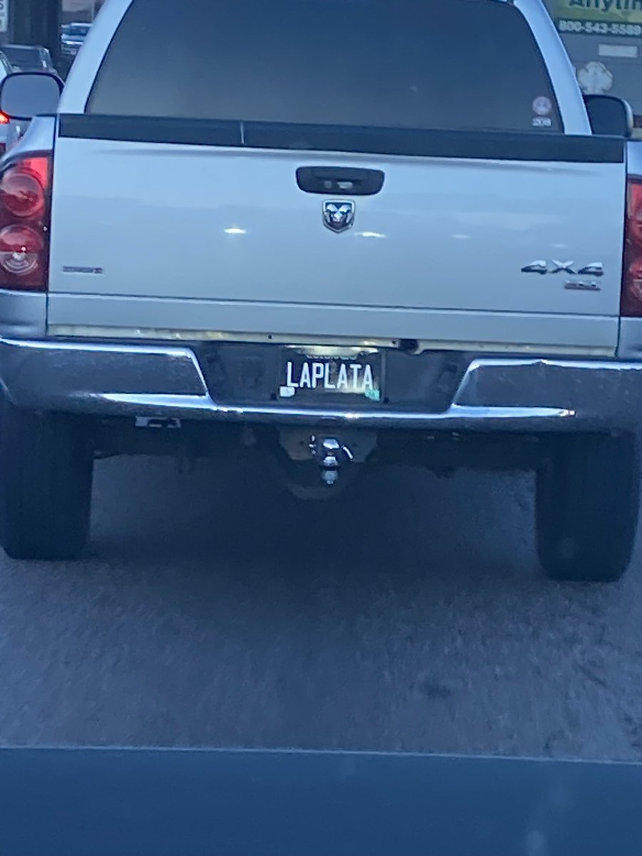 jay_esqo's tweet image. @slitherysebas even Colorado got love for the #1 Latino podcast but we didn’t say it! #LaPlatica #samebutdiff 🤣