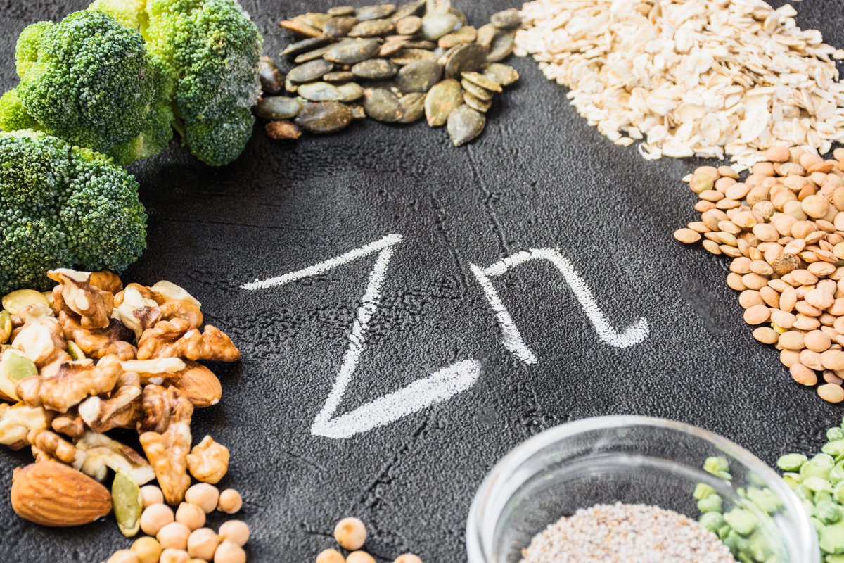 IZAthinkzinc's tweet photo. For those of you celebrating January as #Veganary, you may be wondering how to get enough #zinc in your meals while foregoing meat. Turns out there are plenty of zinc-rich foods for vegans and vegetarians, as highlighted in this @Vegamour article: https://t.co/D0FlG0qcPe #health https://t.co/f8eIMfgWIz