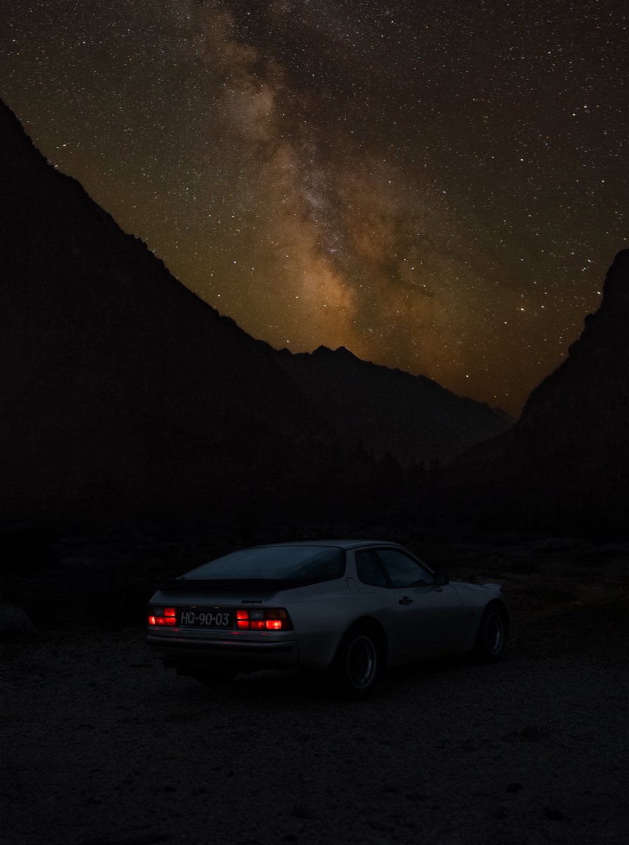 drivemetoocean's tweet image. It was 75th anniversary of Porsche sports cars, at the moment I didn’t know how lucky I was to be in the right place at the right time… 
oceansdesire.shop/interview-nuno… 

#Porsche #porsche944 #porscheclub #classiccars