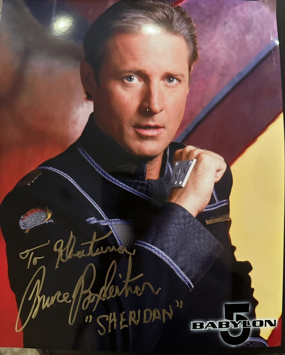 k_tsintsadze's tweet image. #MegaConLive Thank you for the amazing opportunity of meeting my all-time favourite @boxleitnerbruce &amp;amp; #ClaudiaChristian. The best present for my Georgian New Year (14.01). @straczynski you are a all-time legend for giving us #Babylon5