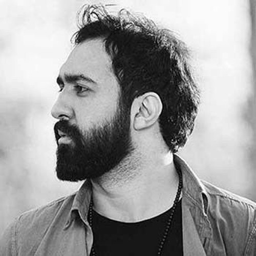 Choobinsan's tweet photo. In the shadow of tyranny, #MehdiYarrahi's song echoes freedom's cry. For his art, he faces chains and cruel lashes, a stark reminder of the regime's fear of truth. Let's raise our voices against this grave injustice!  #ArtOverOppression #IRGCterrorists https://t.co/Yh5OvdTX3Q