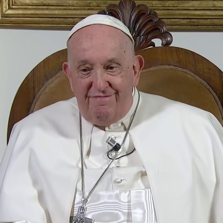 chetempochefa's tweet image. "La tenerezza dei bambini mi fa sorridere. E poi i nonni, sono i miei coetanei, mi piace parlare con i nonni, hanno saggezza. Non dimenticare queste due capacità che dobbiamo avere, parlare coi bambini, ascoltarli, farli ridere, e coi nonni, ascoltare le loro storie. Qualcuno…