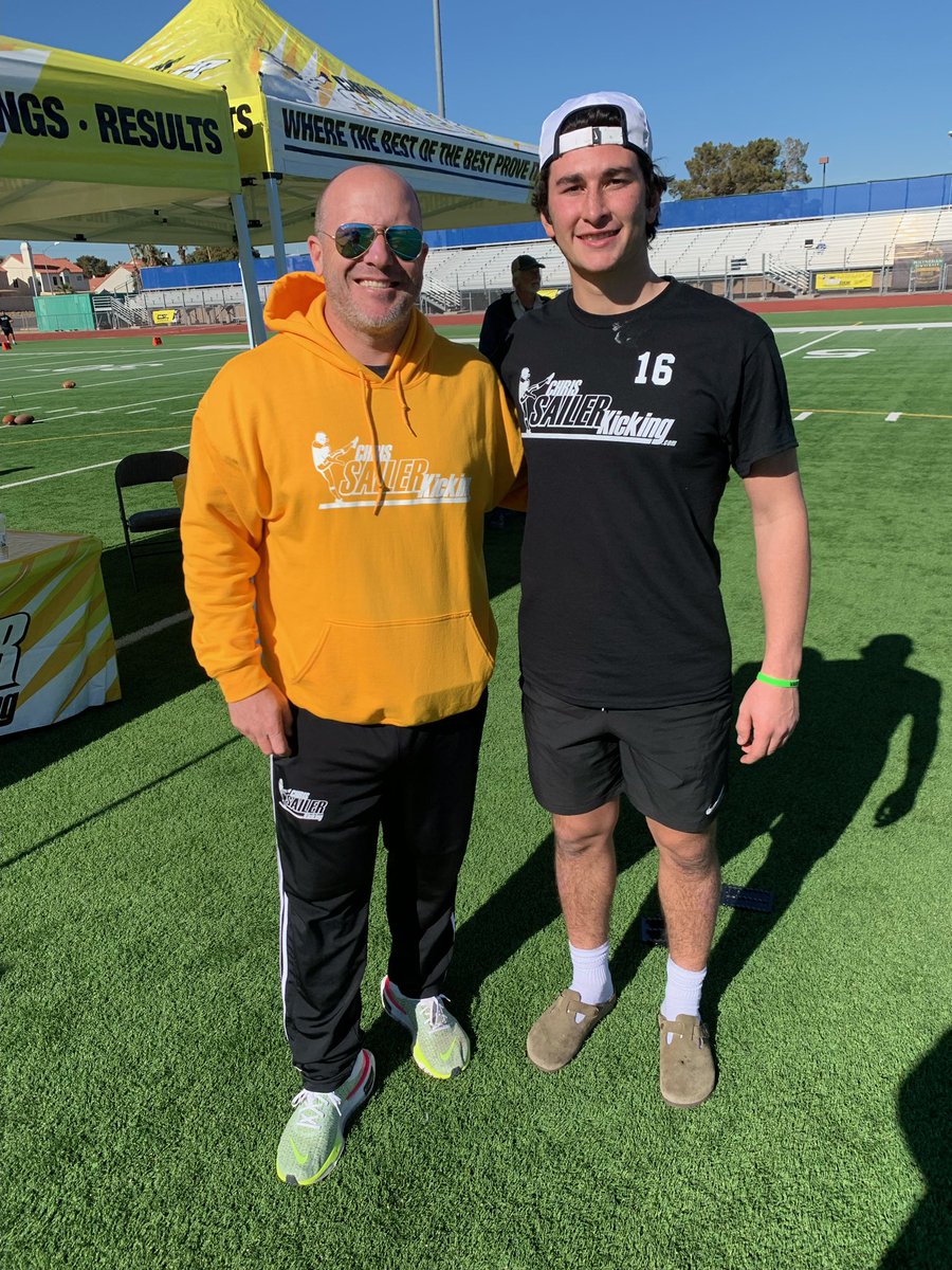 Harrison Engel 📫thebootboss@gmail.com tweet media