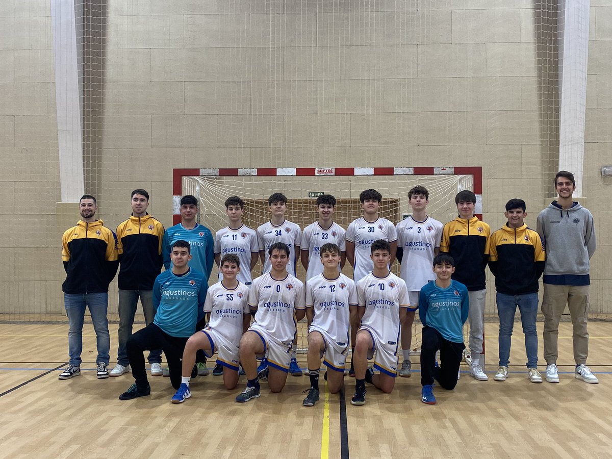 🤾‍♂️ ¡Importantísima victoria de los Juveniles frente a BM Veleta por 29 a 36 para seguir en la lucha por el ascenso!

👀 La semana que viene recibiremos al líder de la categoría, <a href="/bmbahiadalmeria/">CBM BAHÍA DE ALMERÍA</a> 

¡No paramos! #ADNAgustino