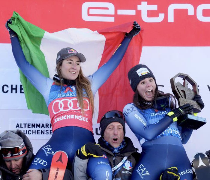 Questa è facile. Sofia #Goggia trionfa nella discesa libera di Altenmarkt-Zauchensee (Austria) e torna l’azzurra più vincente in Coppa del Mondo di sci alpino. Meravigliosi il terzo posto di Nicol #Delago e quello nel maschile di Wengen (Svizzera) di Dominik #Paris ⛷️ #scialpino