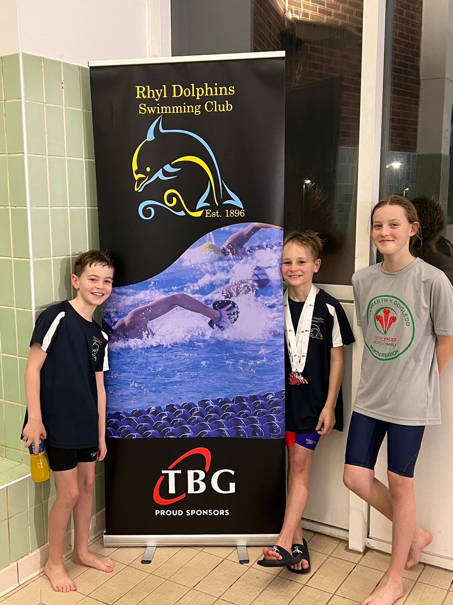 gaznuts's tweet photo. Well done to all swimmers at the valentines meet in Holywell especially Harri who got 3 silvers and one bronze.  @TBrownGroup #sponsors https://t.co/9Rr4OuIw4A
