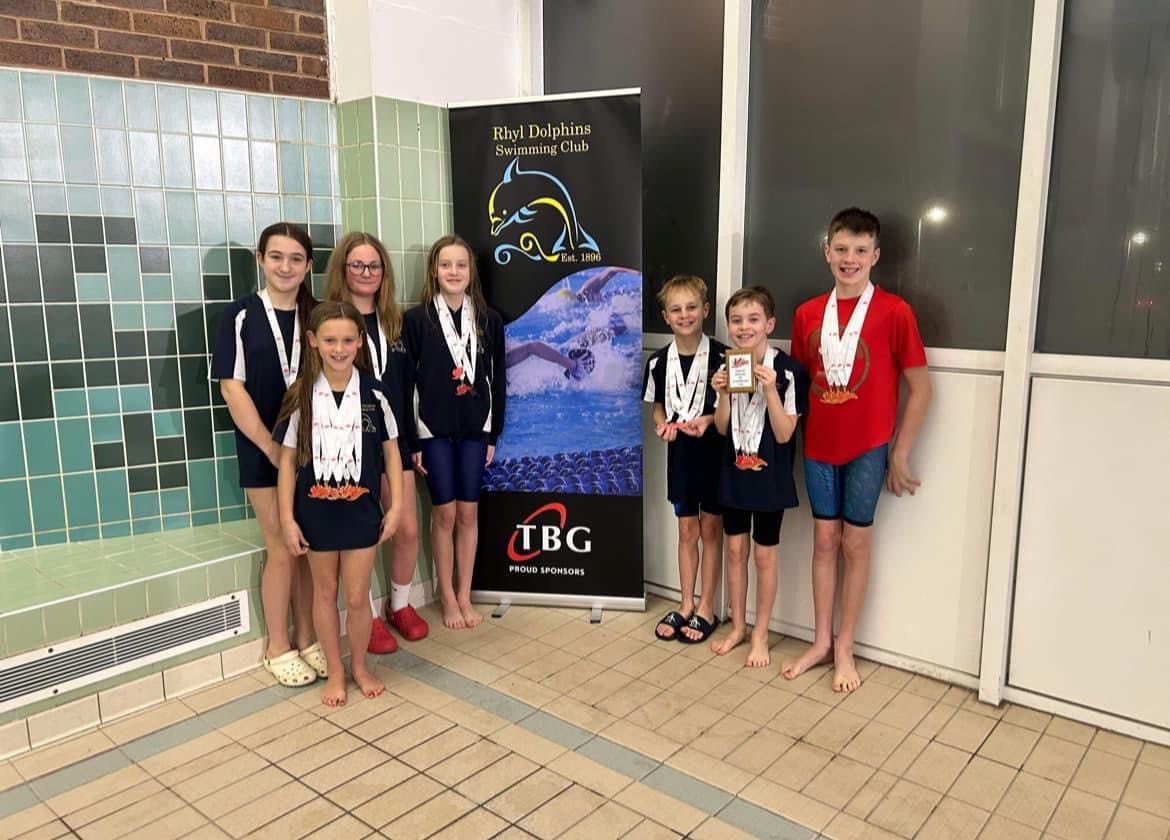 gaznuts's tweet photo. Well done to all swimmers at the valentines meet in Holywell especially Harri who got 3 silvers and one bronze.  @TBrownGroup #sponsors https://t.co/9Rr4OuIw4A