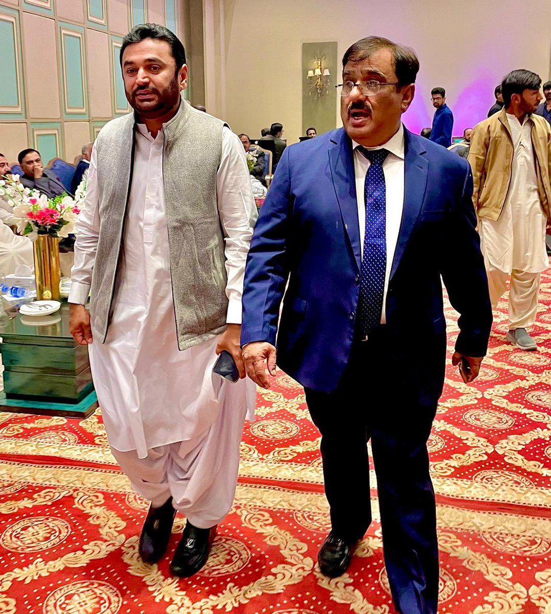 samoo_shoukat's tweet photo. Mayor Hyderabad Mr @KashifShoroPPP sb, Attend Wedding Ceremony Sin of Dr Muhammad Zama Baloch at Qasim Banquet Hyderabad https://t.co/FWbAUcO7wV