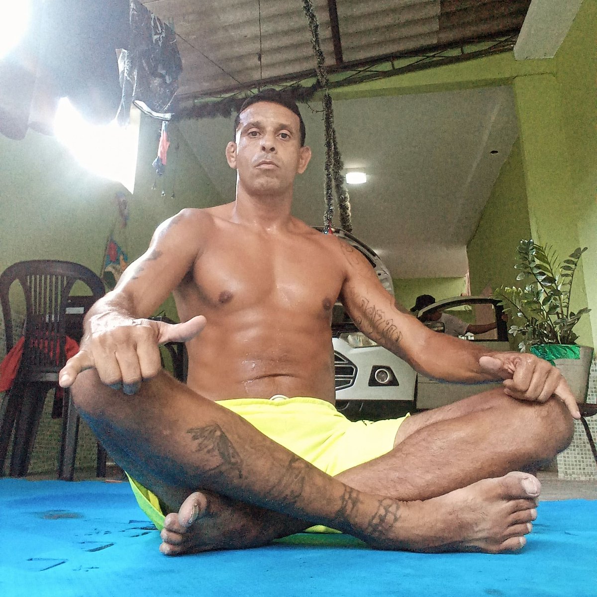 LeonelR65065294's tweet photo. A persistência é o caminho ao êxito. #gfteam #jiujitsu #bjj #tatameemcasa #drill #bxd #rj #br #oss 💪🏾👊🏾🥋🦖 https://t.co/BCtPNB8RYt