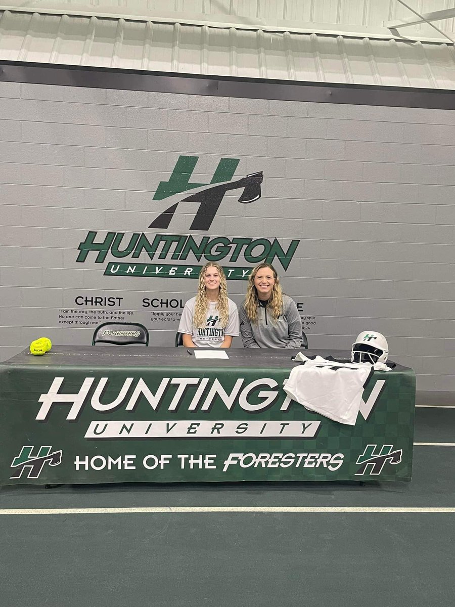 She committed a long time ago, but now she has officially signed! Josslynn Harbert made it official with Huntington University yesterday to continue her softball career. Harbert was the first member of the class of 2024 to announce a commitment when she did so in November of