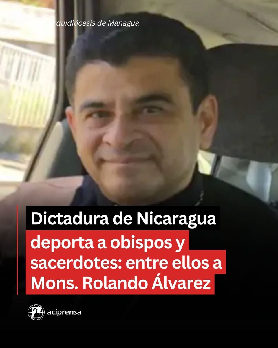 aciprensa's tweet photo. La dictadura de Daniel Ortega deportó hoy a dos obispos y varios sacerdotes y seminaristas que mantenía cautivos, y los envió al Vaticano. Entre ellos se encuentra Mons. Rolando Álvarez, Obispo de Matagalpa.

De acuerdo a los diarios nicaragüenses La Prensa y Confidencial, entre los deportados también se encuentran Mons. Isidoro Mora, Obispo de Siuna; así como otros 13 sacerdotes y tres seminaristas que el régimen encabezado por Ortega mantenía recluidos.

Al concluir la celebración de la Misa hoy en la iglesia de St. Agatha en la Arquidiócesis de Miami (Estados Unidos), Mons. Silvio José Báez, Obispo Auxiliar de Managua exiliado a causa de la persecución de la dictadura de Ortega, confirmó entre lágrimas la noticia de la liberación de los obispos, sacerdotes y seminaristas: “Nuestros pastores están libres”.

Una liberación similar se produjo en octubre de 2023, cuando 12 sacerdotes aprisionados fueron enviados desde Nicaragua a Roma (Italia).

Más información:
👉 https://t.co/j8fXWCUipN