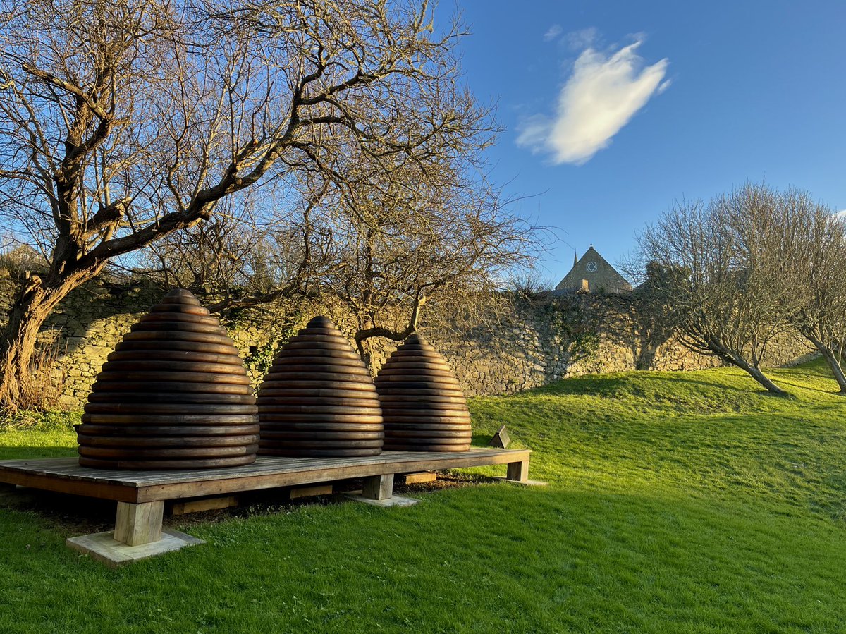 14.01.24 Do the Little Things by Bedwyr Williams at St Davids Cathedral 🐝🐝🐝