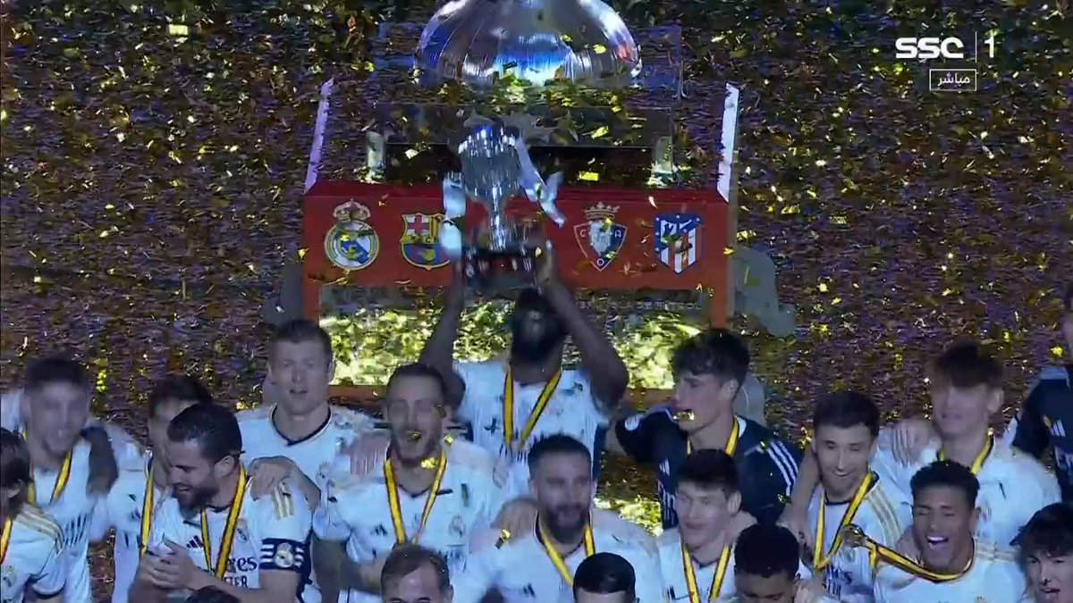 SeputarMadrid's tweet photo. CAMPEONEEEEEEEEEEEEEEEEEEEEEEEEES!!!! https://t.co/U45dtJNJlk