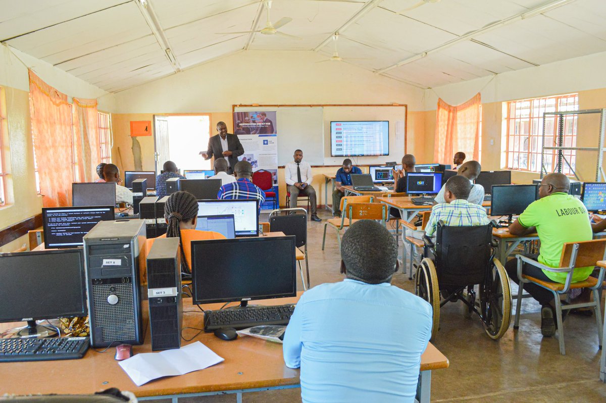 HeziTechhub's tweet photo. We successfully did the Training in Chama District with the Teachers  where We shared STEM Simulation Tools that Teachers can use to deliver Visual Learning Experience, Had a Programming session and a Coding Game Challenge called Rangers by Tangible Africa . https://t.co/BT2Wp0ffo1
