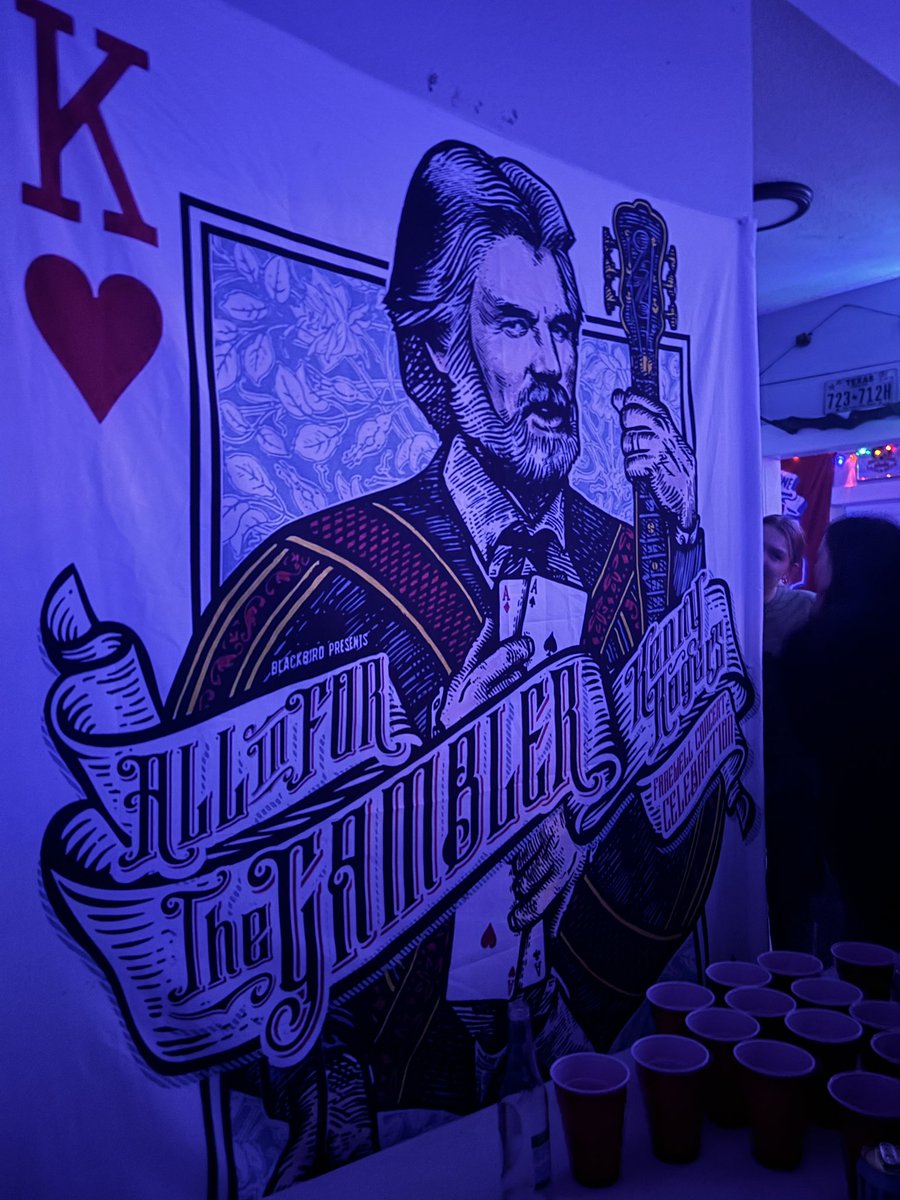 lolkiaraaa's tweet image. #secondsemester 😝