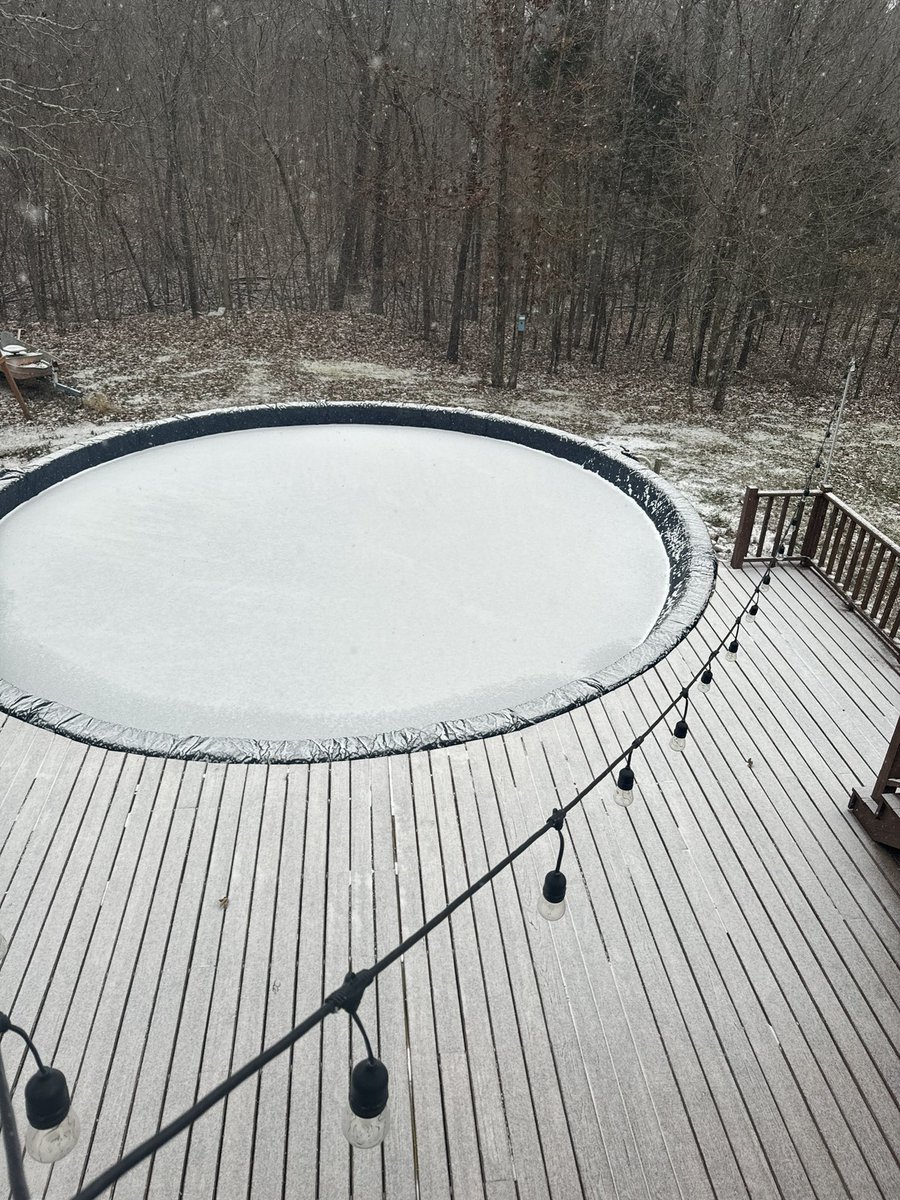 Moderate snow 7 miles Sw of Perryville, MO. <a href="/NWSStLouis/">NWS St. Louis</a> <a href="/NWSPaducah/">NWS Paducah, KY</a>