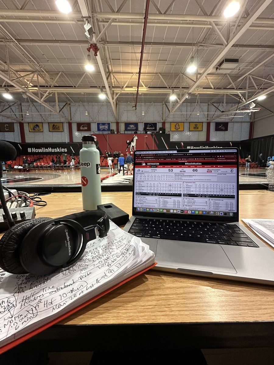First broadcasted W in the books for @WRBBSports, as well as a great win for @GoNUwbasketball as they defeat Hofstra! Huge thanks to my partner @jordanwalsh_25 and my sports director @justindiament. Let’s go Huskies!!!