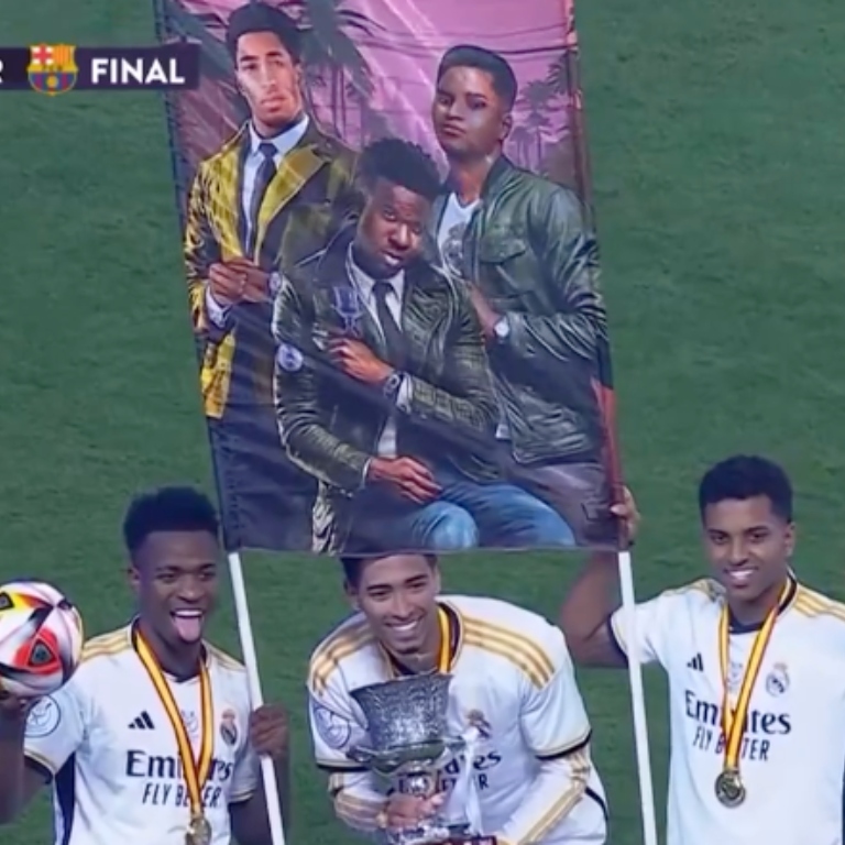 InvictosSomos's tweet photo. La mejor foto de la celebración del Real Madrid. Vinicius, Bellingham y Rodrygo festejando su primer título juntos. EL NUEVO TRIDENTE.