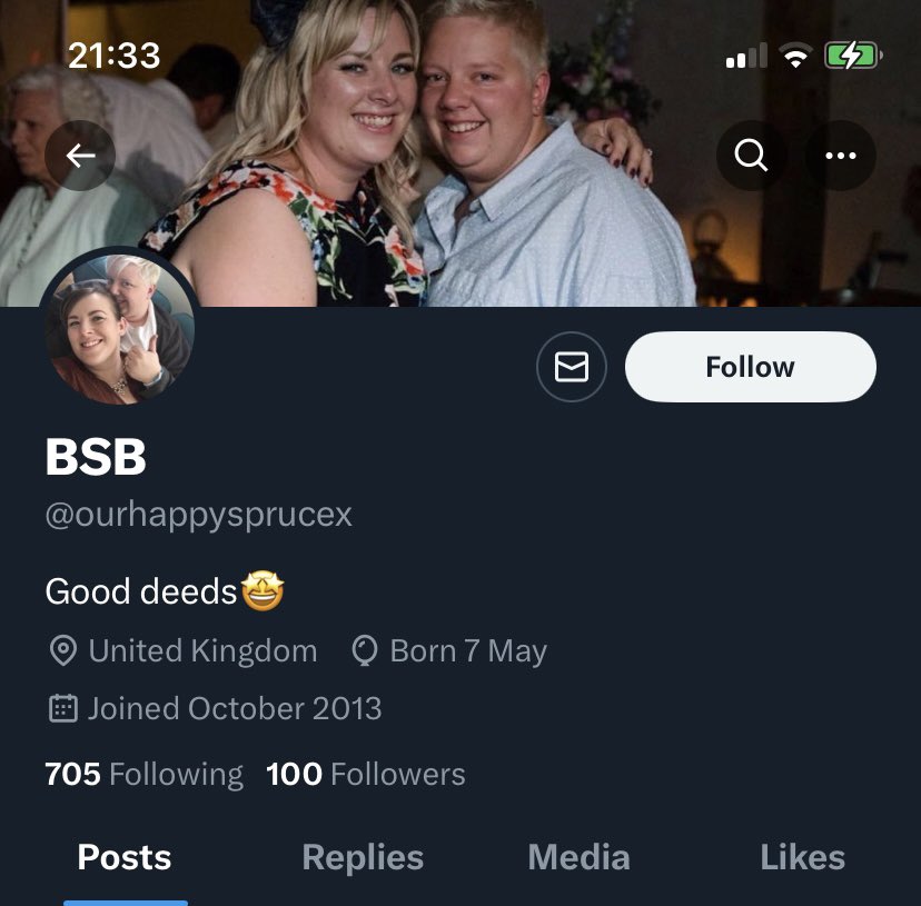 elizad1975's tweet photo. Good deeds on their profile, but these scummy pricks just scammed £100 from a friend of mine for concert tickets. They are believed to live in the Gloucester area. Police are informed. @ourhappysprucex https://t.co/pNvQLLVCVH