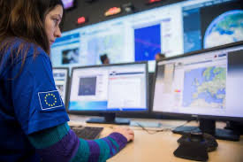ElisaFerreiraEC's tweet photo. Nous suivons de près la situation en Réunion ou le cyclone #Belal passera dans les prochaines heures. 

Toute ma solidarité avec @HuguetteBello et tous les Réunionais et qui devraient rester confinés et vigilants. Nous 🇪🇺 sommes à vos côtés dans ces moments difficiles. https://t.co/1kzUYAKMFf