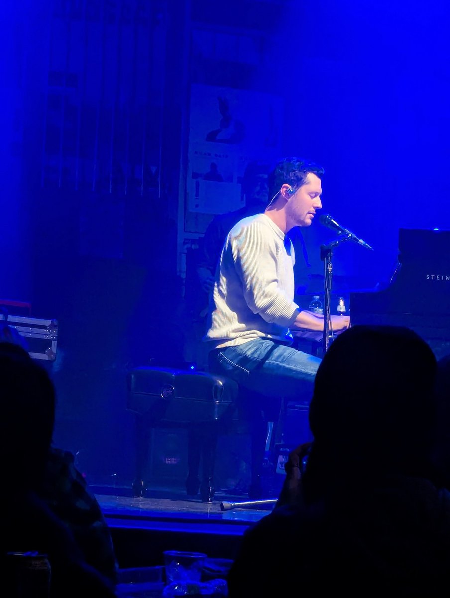 Experienced my first Noah concert last night in Chicago. Froze my tail off but totally worth it!