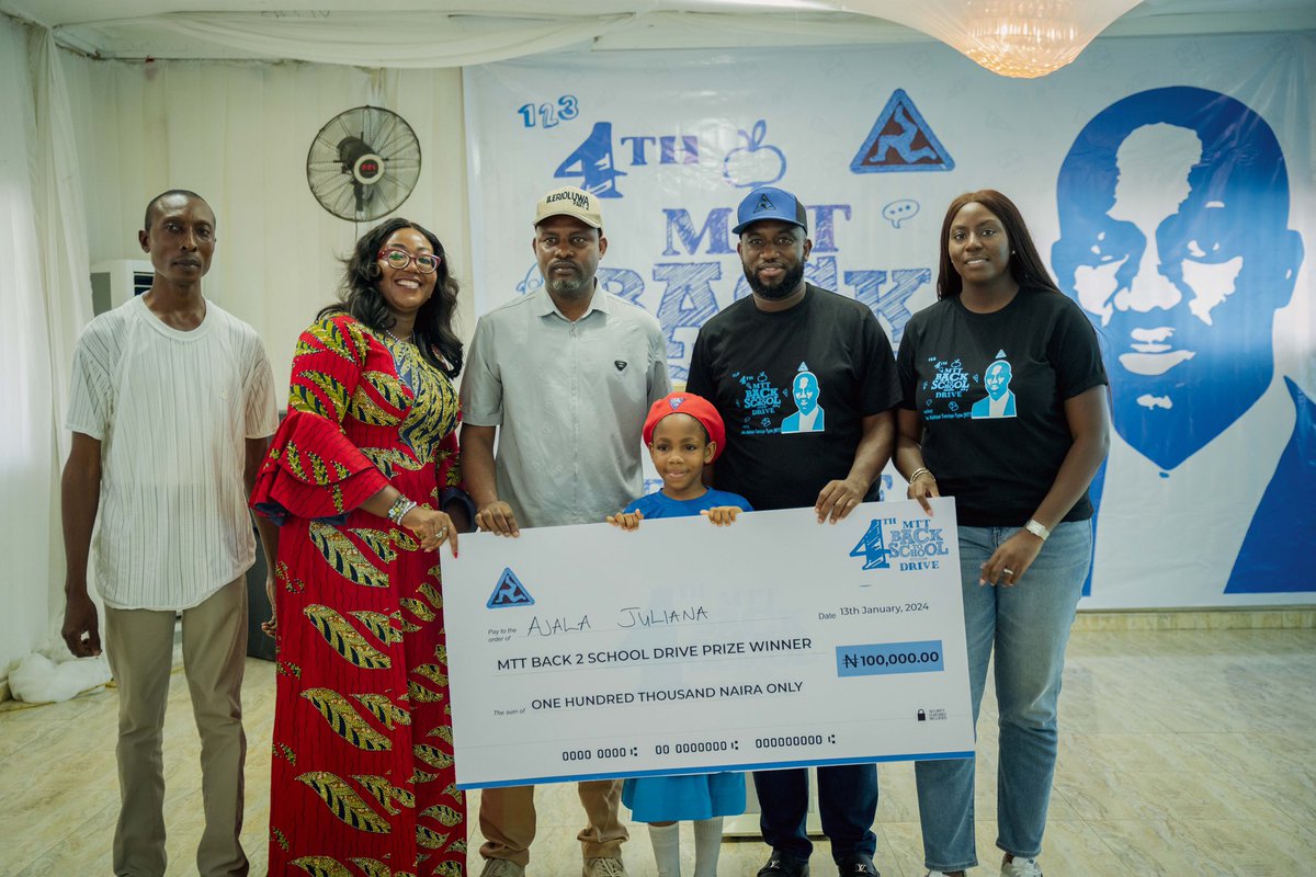 MukhtaarTijani's tweet photo. Yesterday, we held the 4th Annual Back to School Drive, an initiative created in 2020 to provide motivation and support to our children on Lagos Island returning to school after the COVID-19 lockdown. We’ve continuously grown, increasing the number of beneficiaries each year. https://t.co/ZjJSTPqxbm