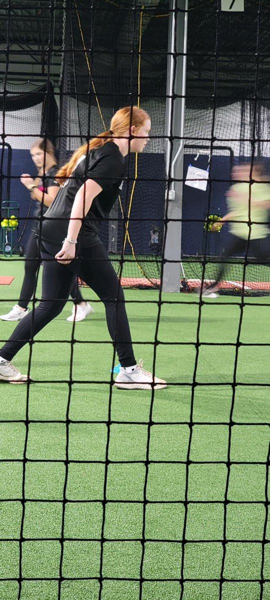 Firecrackers Robinson tweet media