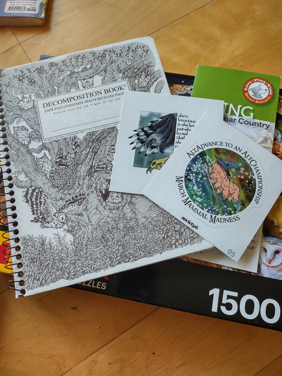 katura_art's tweet photo. @tinkeringprim8 @NatickBobCat Oh and there was more in the package, stickers and a notebook! Thank you, #SecretStoat! https://t.co/7ESLkesK8c
