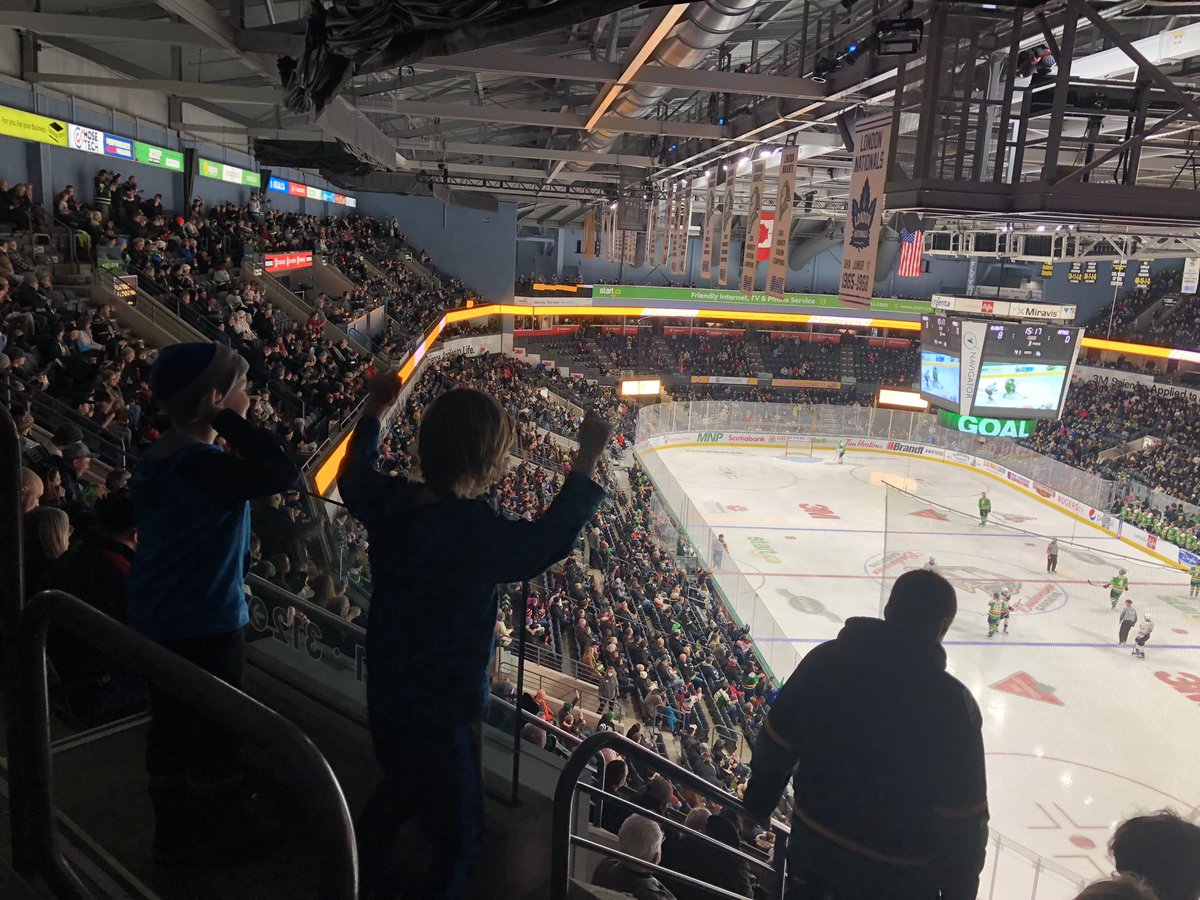 SimProBlue's tweet photo. @CoultersRx #snapshotgiveaway Go Knights Go!! @LondonKnights https://t.co/SRgHtxCaAn