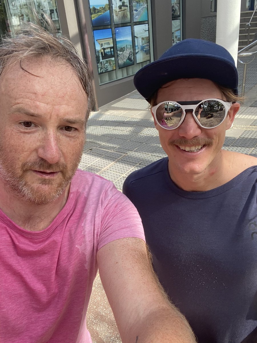 KitDavisChef's tweet image. Went to Noosa . Tried ju-jitsu (it hurt like fuck) said gday to @JoshAmberger . Did a triathlon. Got a flat. Rode to T2 on the rim. It was hot. It was fun . I wanna go back 😭