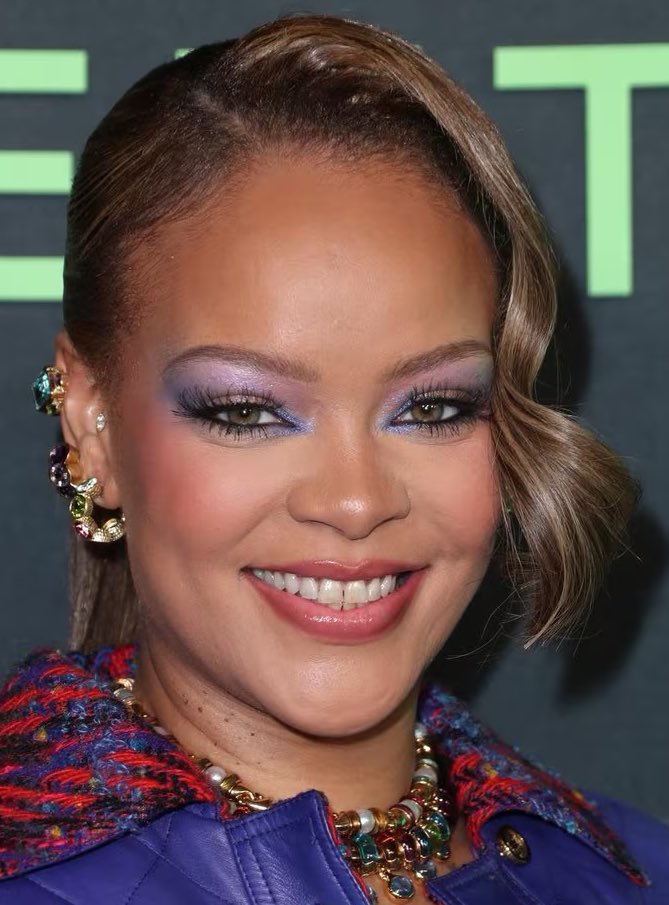 Rihanna
           
          Then                  vs                  Now