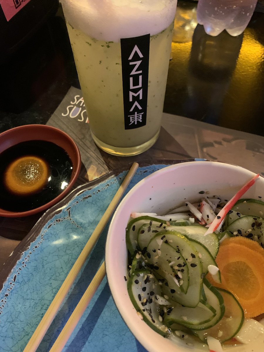 bu0ble's tweet photo. omad de hj, macetei uns sushis e pra finalizar um cafezinho com 2 macron

vou fazer 7 dias de omad pra me adaptar e voltar aos nfs mais longos https://t.co/LeW1MqXbO2