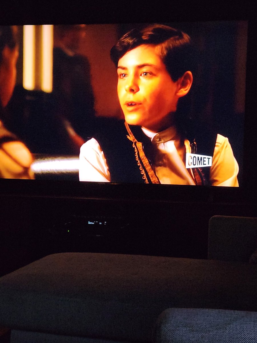 QuadProQuoPod's tweet photo. Spending a lazy Sunday watching #Firefly. Do my eyes deceive me, or is that a baby @ZacEfron I see π
#firefly #serenity #browncoats #nowwatching #rivertam #Simontam #malreynolds @NathanFillion https://t.co/jgJClQdd9r