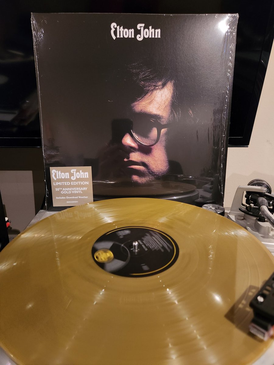 SpinVinyl1's tweet photo. I love Elton John's early 70's albums! His debut is a fantastic listen covering various styles and the first in an amazing run of records. This gold reissue sounds good but bet original UK is better.
#EltonJohn #YourSong #TakeMeToThePilot #SixtyYearsOn #BorderSong #vinylrecords https://t.co/fzQkLciSZX