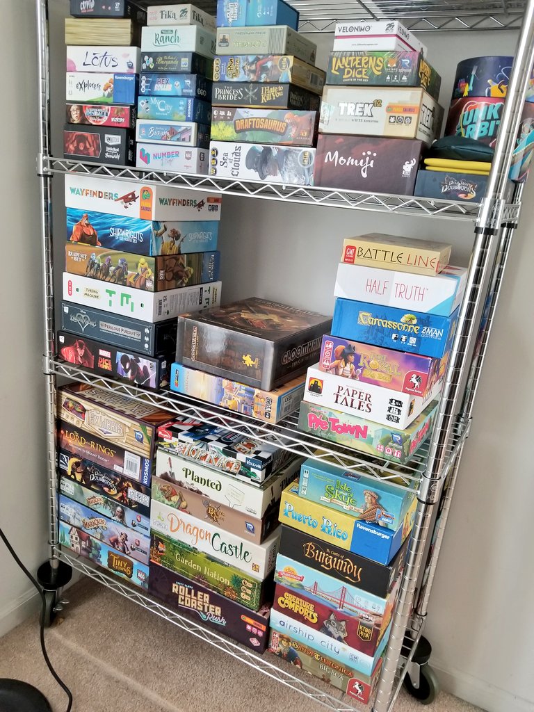 varianthex's tweet image. Reorganized the games shelves today, and added a metal rack for the culling annex 😄 (look at all those empty shelves... 👀)