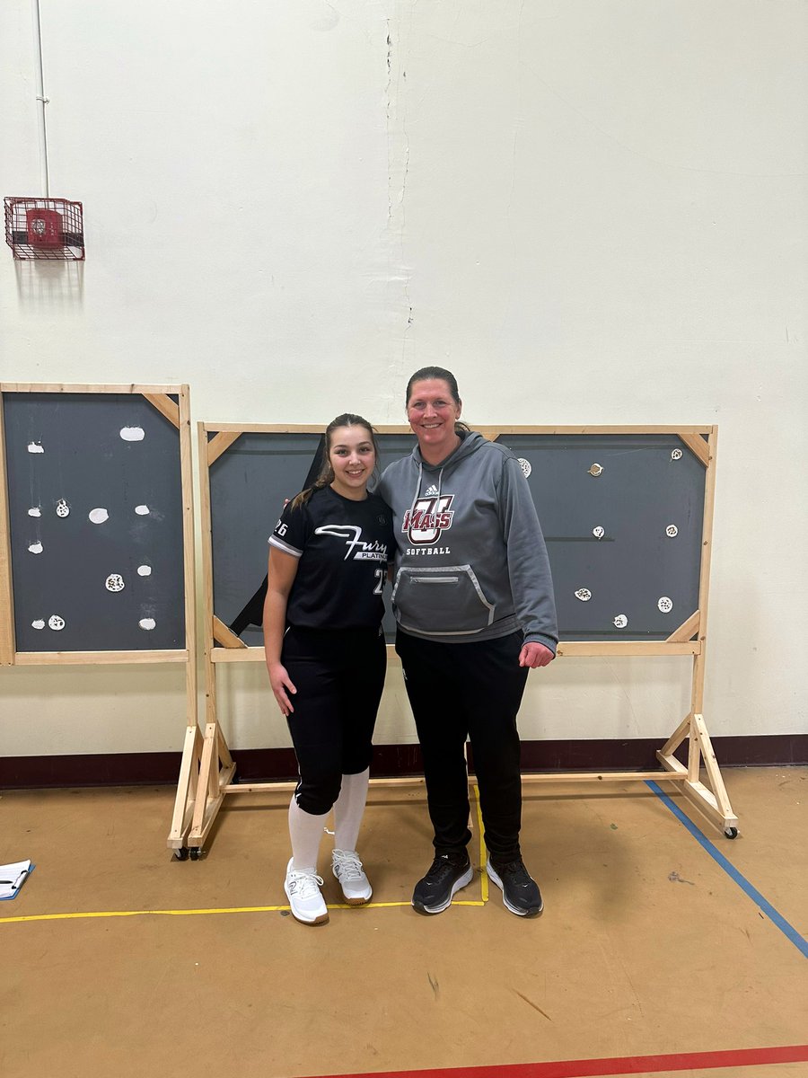 Thank you to the Umass softball program for hosting such a great camp! I learned so much about the school and the program. Big thank you to the Coaches, I look forward to attending future camps! @UMassSoftball @Danihenderson44 @ashley3waters @FPNE18URoumelis